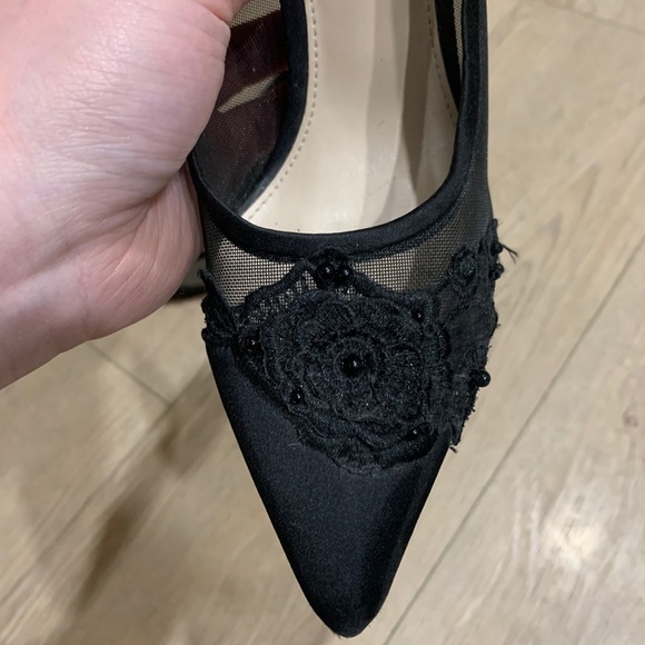 Heels - Picture 4 of 7